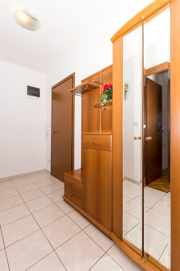 Apartment Dormir Split Exterior photo